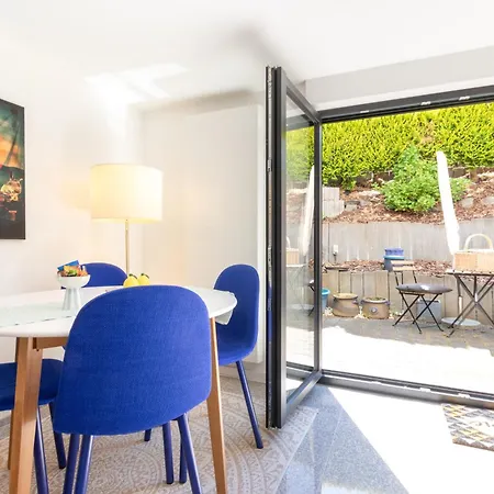 Eifelbergversteck Grosse Und Moderne Einliegerwohnung In *