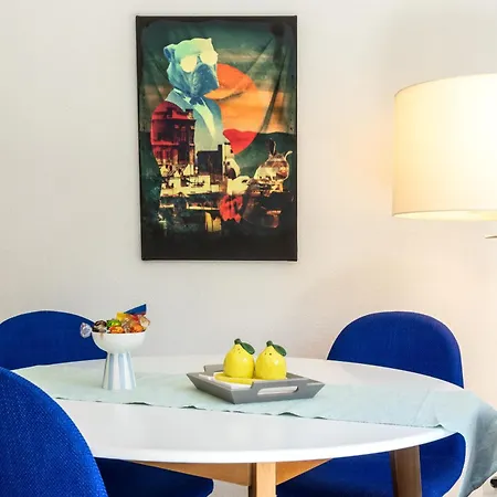 Eifelbergversteck Grosse Und Moderne Einliegerwohnung In Апартаменты *